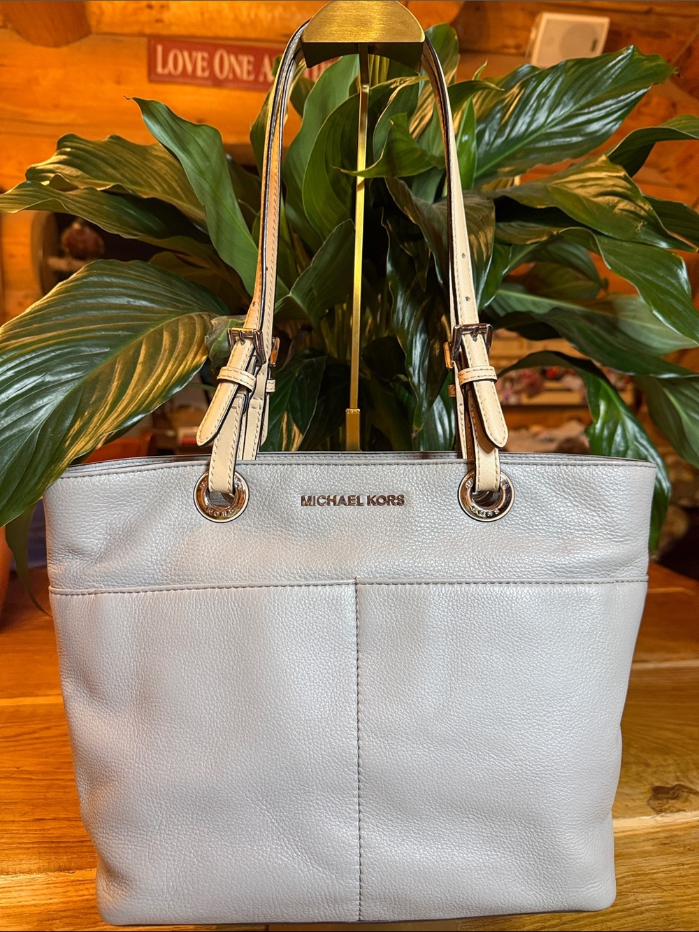 Michael Kors Pebbled Leather Gray Tote Shoulder Bag EUC Silver Hardware